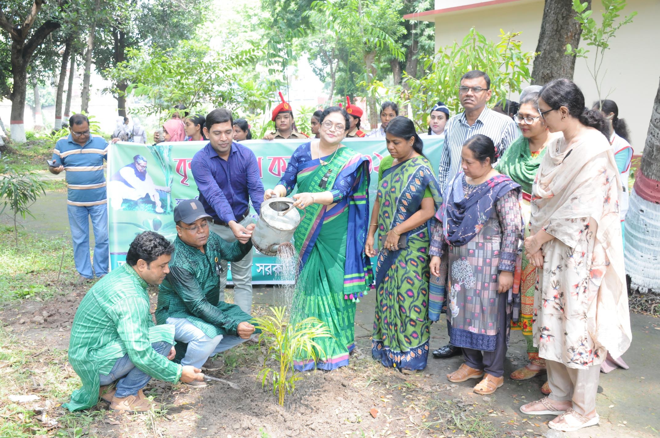 রাজশাহী সরকারি মহিলা কলেজে বৃক্ষরোপণ কর্মসূচি