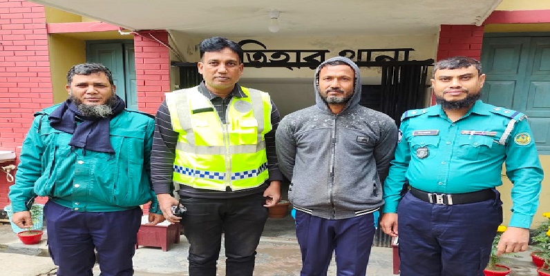 রাজশাহীতে যাবজ্জীবন সাজাপ্রাপ্ত পলাতক আসামি গ্রেপ্তার
