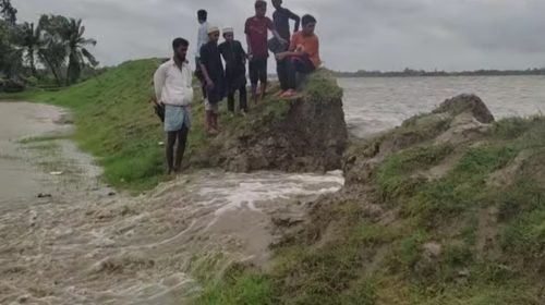 সাগরে নিম্নচাপ: চট্টগ্রামের দুই উপজেলা আংশিক প্লাবিত, বিচ্ছিন্ন সন্দ্বীপ