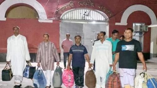 রাজশাহীতে যাবজ্জীবন সাজাপ্রাপ্ত ৭ বন্দীকে মুক্তি দিয়েছে সরকার