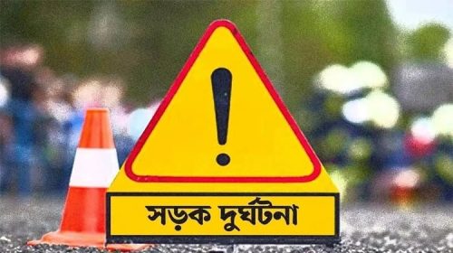 নওগাঁয় পিকআপ-ভটভটি সংঘর্ষে চালক নিহত
