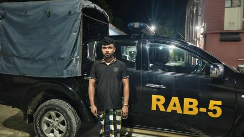 ফেনী থেকে নিখোঁজ মা-ছেলে পুঠিয়ায় উদ্ধার; যুবক আটক