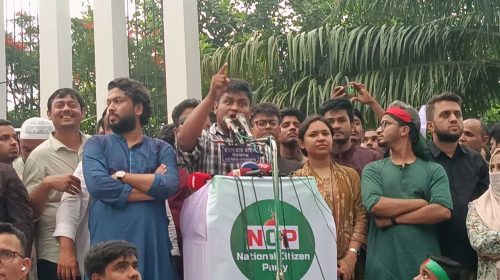 ডিসি-এসপিদের সতর্ক বার্তা দিলেন হাসনাত