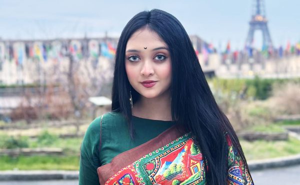 উত্তরায় বিমান দুর্ঘটনা, রিকশাওয়ালা ৩০ টাকার ভাড়া চেয়ে বসলো ১০০ টাকা