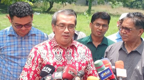 চাঁপাইয়ের আম ইন্দোনেশিয়ায় পাঠাতে চাইলে সহযোগিতা করবে দূতাবাস: রাষ্ট্রদূত