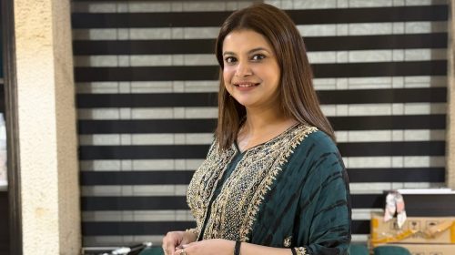 অবকাশ যাপনে কোথায় গেছেন শবনম ফারিয়া?