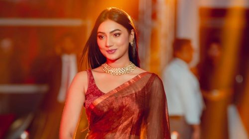 ‘সুন্দর জামাগুলো সবসময়ই আলমারিতে রেখে দিতাম’