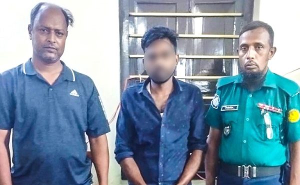 রাজশাহীতে দেশীয় অস্ত্রসহ এক ছিনতাইকারী গ্রেপ্তার