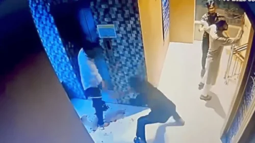 সিসা বারের সিঁড়িতে ছুরিকাঘাতে যুবক খুন