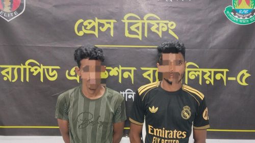 ট্রাকে গাঁজা ও মদ বহনকালে রাজশাহীতে দুই মাদক কারবারি গ্রেফতার