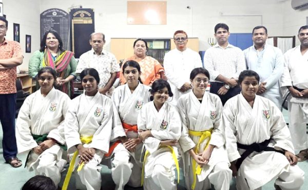 রাজশাহী শিক্ষা বোর্ডের কারাতে টিমের বেল্ট পরীক্ষা অনুষ্ঠিত