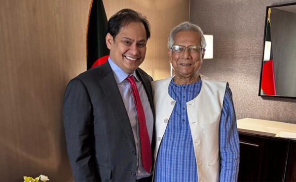 প্রধান উপদেষ্টার সঙ্গে স্ন্যাপচ্যাটের সাবেক সিএসও ইমরান খানের সাক্ষাৎ