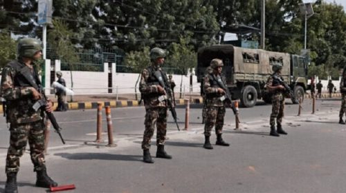 নেপালের নিরাপত্তার নিয়ন্ত্রণ নিলো সেনাবাহিনী