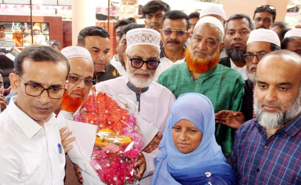 রাজশাহী জেলা পরিষদ প্রশাসক হিসেবে যোগদান করলেন অ্যাড. ঈঁশা