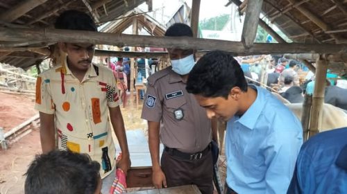 পশুর হাটে অতিরিক্ত হাসিল আদায় রোধে জেলা প্রশাসনের মোবাইল কোর্ট