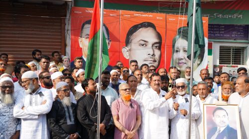 শহীদ রাষ্ট্রপতি জিয়াউর রহমানের ৪৫তম শাহাদত বার্ষিকী উপলক্ষে রাজশাহীতে পতাকা অর্ধনমিত ও কালো পতাকা উত্তোলন