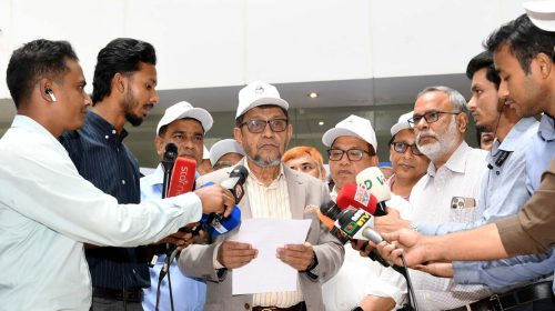 মায়ের শাল দুধের চেয়ে বড় ভিটামিন নেই : স্বাস্থ্যমন্ত্রী