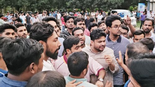 রাবিতে সংঘর্ষ-উত্তেজনায় অস্থির ক্যাম্পাস