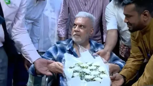 দেশে ফিরলেন ইলিয়াস কাঞ্চন, দেশবাসীর কাছে দোয়া চাইলেন